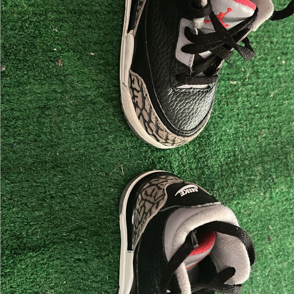 Jordan Retro 3 Cement toddler size 4C